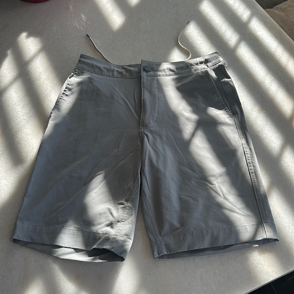 Faherty all day gray shorts